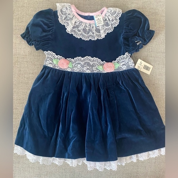VINTAGE NWT Navy Velvet and Lace Rosette Dress Size 3
